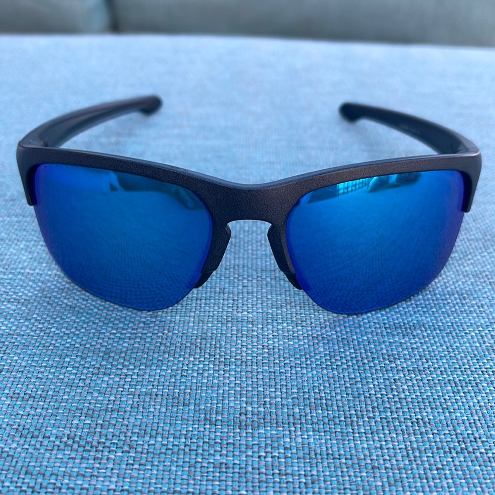 Oakley Polarized Mirrored Sunglasses